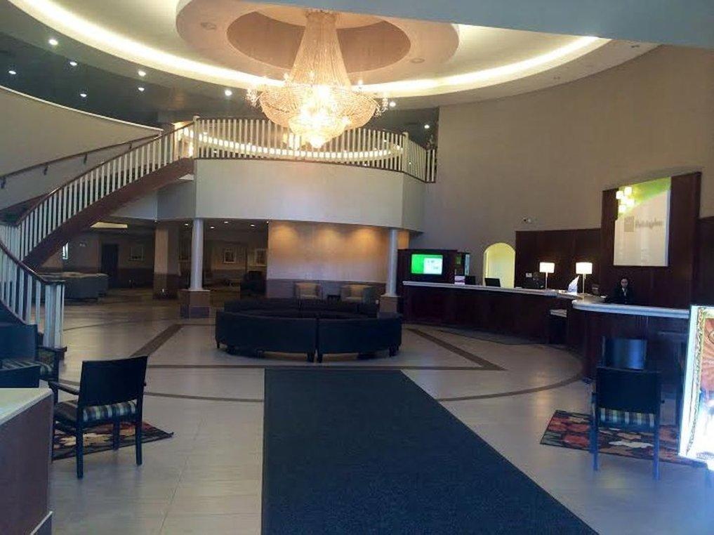 Clarion Hotel & Conference Center Sherwood Park Extérieur photo